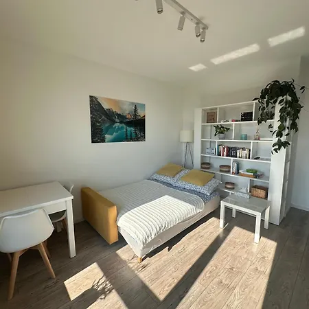 Apartamento Modern With Ac - Kameralne Varsóvia
