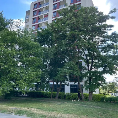Apartamento Modern With Ac - Kameralne Varsóvia
